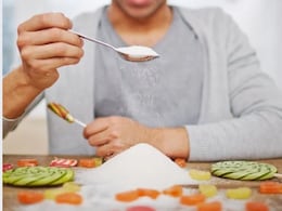 What Happens When You Skip Added Sugar For 14 Days? Doctor explains