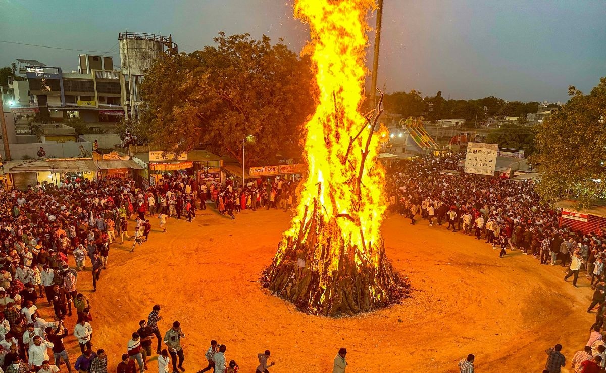Holika Dahan 2025: Significance, legend, and rituals of the bonfire