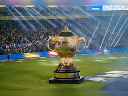 IPL 2025: आईपीएल इतिहास के सबसे भरोसेमंद बल्लेबाज़ों में से एक, इस सीजन भी मचा रहा धमाल, रिकार्ड्स भी दे रहे गवाही