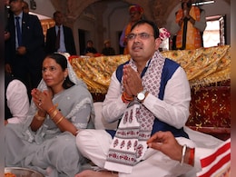 बांसवाड़ा पहुंचे सीएम भजनलाल, पत्नी संग मां त्रिपुरा सुंदरी मंदिर में की पूजा अर्चना बांसवाड़ा पहुंचे सीएम भजनलाल, पत्नी संग मां त्रिपुरा सुंदरी मंदिर में की पूजा अर्चना