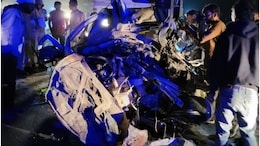 Sirohi Road Accident: राजस्थान के सिरोही में दर्दनाक सड़क हादसा, कार और ट्रोले की टक्कर में 6 की मौत, 1 महिला घायल