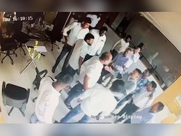 Beed Crime : धनंजय मुंडेंचा राजीनामा, सुरेश धसांनंतर क्षीरसागरांच्या कार्यकर्त्याचा व्हिडिओ समोर Beed Crime : धनंजय मुंडेंचा राजीनामा, सुरेश धसांनंतर क्षीरसागरांच्या कार्यकर्त्याचा व्हिडिओ समोर