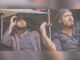 कपूर ब्रदर्स ने 1982 में बॉक्स ऑफिस पर मचाया था गदर, छोटे की फिल्म ने 3 करोड़ में कमाए 16 करोड़, बड़े की फिल्म ने 2 करोड़ में 13 करोड़ कपूर ब्रदर्स ने 1982 में बॉक्स ऑफिस पर मचाया था गदर, छोटे की फिल्म ने 3 करोड़ में कमाए 16 करोड़, बड़े की फिल्म ने 2 करोड़ में 13 करोड़