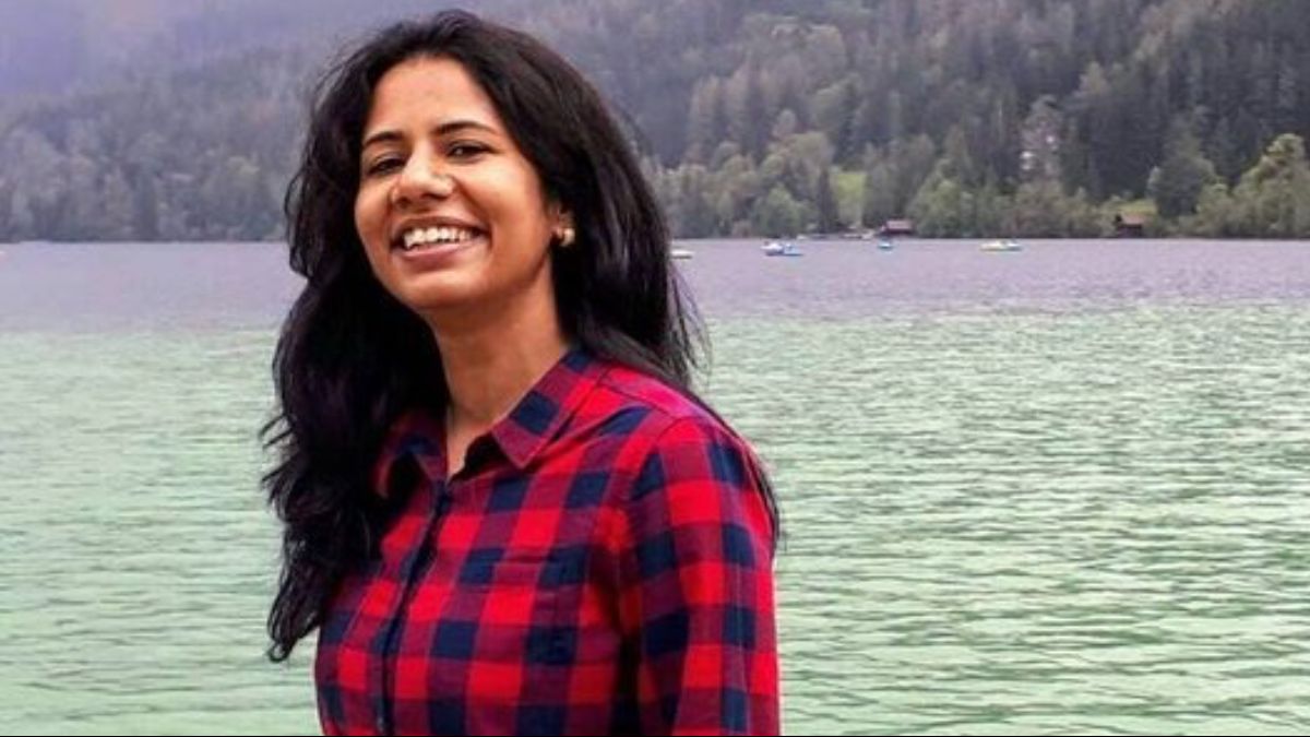 PM की प्राइवेट सेक्रेटरी निधि तिवारी को सैलरी के साथ क्या-क्या मिलता है? सुविधाएं जानकर हैरान रह जाएंगे हैरान