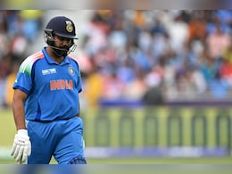 Champions Trophy 2025: फाइनल में कितना रन बनाएंगे रोहित शर्मा? 6 साल की बच्ची ने की भविष्यवाणी Champions Trophy 2025: फाइनल में कितना रन बनाएंगे रोहित शर्मा? 6 साल की बच्ची ने की भविष्यवाणी