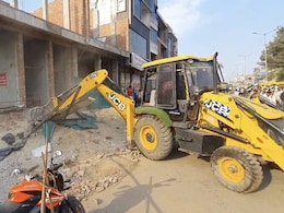 Buldozer Action: करौली में आज कई दुकानों पर चलेगा बुलडोजर, बड़े एक्शन की तैयारी में प्रशासन; शहर में हड़कंप Buldozer Action: करौली में आज कई दुकानों पर चलेगा बुलडोजर, बड़े एक्शन की तैयारी में प्रशासन; शहर में हड़कंप