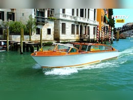 E Water Taxi : देशातील पहिली ई-वॉटर टॅक्सी मुंबईत धावणार, पाहा काय आहेत वैशिष्ट्ये? E Water Taxi : देशातील पहिली ई-वॉटर टॅक्सी मुंबईत धावणार, पाहा काय आहेत वैशिष्ट्ये?