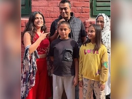 समय बर्बाद न हो इसलिए बच्चों को कभी स्कूल नहीं भेजता ये कपल, पढ़ाई का निकाला ऐसा अनोखा तरीका, लोग बोले- हम भी ऐसा ही करेंगे समय बर्बाद न हो इसलिए बच्चों को कभी स्कूल नहीं भेजता ये कपल, पढ़ाई का निकाला ऐसा अनोखा तरीका, लोग बोले- हम भी ऐसा ही करेंगे