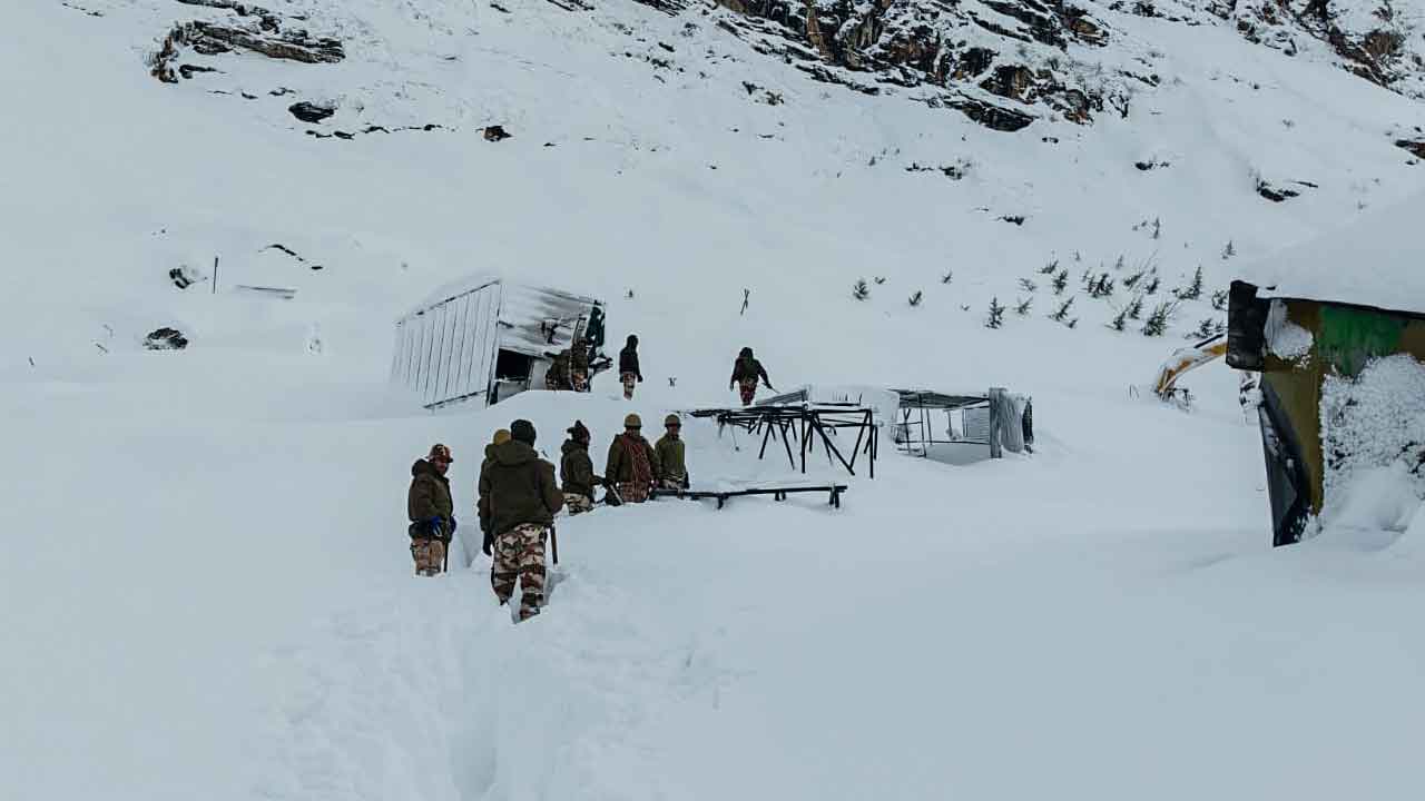"Woke Up To Mountain Of Snow": Uttarakhand Avalanche Survivor Recalls Horror