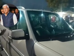 Rajasthan: केंद्रीय मंत्री गजेंद्र सिंह शेखावत के काफिले पर हमला, हॉकी से फोड़ा गाड़ी का शीशा Rajasthan: केंद्रीय मंत्री गजेंद्र सिंह शेखावत के काफिले पर हमला, हॉकी से फोड़ा गाड़ी का शीशा