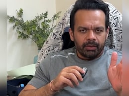 'घर में रखना अपवित्र माना जाता है', यूट्यूबर गौरव तनेजा ने पेट डॉग के साथ की ऐसी हरकत भड़के लोग 'घर में रखना अपवित्र माना जाता है', यूट्यूबर गौरव तनेजा ने पेट डॉग के साथ की ऐसी हरकत भड़के लोग