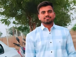 Dhule News : आर्मीतील नोकरी 2 गुणांनी हुकली; उच्चशिक्षित तरुणाने उचलले टोकांचं पाऊल Dhule News : आर्मीतील नोकरी 2 गुणांनी हुकली; उच्चशिक्षित तरुणाने उचलले टोकांचं पाऊल