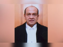 Judge In Cash Row Goes To Top Court Over Ex-Chief Justice's Impeachment Plan Judge In Cash Row Goes To Top Court Over Ex-Chief Justice's Impeachment Plan