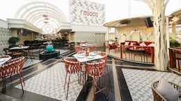 Recasa: A Delightful Fusion Of Good Food And Energetic Vibes In West Delhi