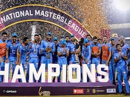 सचिन-सचिन से गूंजा स्टेडियम, 'मास्टर' की टीम बनी पहली इंटरनेशनल मास्टर्स लीग की 'ब्लास्टर सचिन-सचिन से गूंजा स्टेडियम, 'मास्टर' की टीम बनी पहली इंटरनेशनल मास्टर्स लीग की 'ब्लास्टर