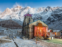 Char Dham: गंगोत्री, यमुनोत्री, केदारनाथ और बद्रीनाथ की यात्रा शुरू करने से पहले जान लें जरूरी बातें, ऐसे करना है रजिस्ट्रेशन Char Dham: गंगोत्री, यमुनोत्री, केदारनाथ और बद्रीनाथ की यात्रा शुरू करने से पहले जान लें जरूरी बातें, ऐसे करना है रजिस्ट्रेशन
