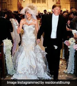 Melania Trump's Christian Dior Wedding Gown Up for Auction- But It Looks Different Melania Trump's Christian Dior Wedding Gown Up for Auction- But It Looks Different