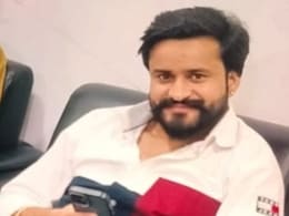 Bundi: दोस्तों के साथ गया था खाना खाने, डेढ़ दिन बाद मिला शव , पिता ने बेटे की हत्या की जताई आशंका Bundi: दोस्तों के साथ गया था खाना खाने, डेढ़ दिन बाद मिला शव , पिता ने बेटे की हत्या की जताई आशंका