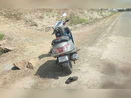 Chhattisgarh: पूर्व राज्यसभा सांसद के नाती की बेरहमी से हत्या, सड़क पर मिला खून से लथपथ शव Chhattisgarh: पूर्व राज्यसभा सांसद के नाती की बेरहमी से हत्या, सड़क पर मिला खून से लथपथ शव