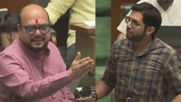 Political News : "त्यांच्या बापाला मी कळलो...", विधानसभेत आदित्य ठाकरे-गुलाबराव पाटलांमध्ये खडाजंगी