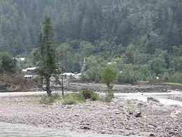 जम्मू-कश्मीर के पुंछ में तीन आतंकवादियों की संपत्तियां कुर्क