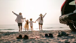 12 Genius Travel Hacks For Parents To Keep Kids Happy On Holiday