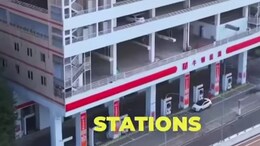 Travel Vlogger Gives A Tour Of Multi-Level Chongqing City In China, Internet Calls It A "World Of Its Own"