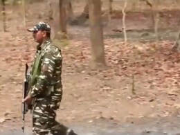 गरियाबंद में बड़ा एनकाउंटर, 1 करोड़ का इनामी नक्सली बालाकृष्ण और पांडु ढेर; जगंलों में जारी है गोलियों की गूंज गरियाबंद में बड़ा एनकाउंटर, 1 करोड़ का इनामी नक्सली बालाकृष्ण और पांडु ढेर; जगंलों में जारी है गोलियों की गूंज