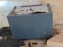 Rajasthan: हरबू जी मंदिर में रखे 6 क्विंटल की तिजोरी को चोरों ने तोड़ा, पैसे लेकर हुए फरार