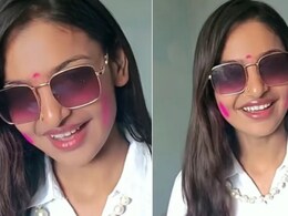 मोनालिसा ने चश्मा लगाकर किशोर कुमार के गाने पर बनाई जबरदस्त Reel, पब्लिक ने खुश होकर तारीफ में कही ये बात मोनालिसा ने चश्मा लगाकर किशोर कुमार के गाने पर बनाई जबरदस्त Reel, पब्लिक ने खुश होकर तारीफ में कही ये बात