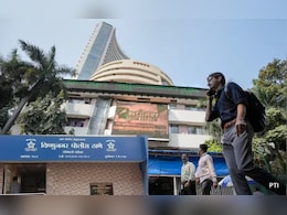Stock market fraud: शेअर मार्केट, शेतकरी अन् 19 लाखाचा गंडा, कोकणी माणसाबरोबर काय घडलं? Stock market fraud: शेअर मार्केट, शेतकरी अन् 19 लाखाचा गंडा, कोकणी माणसाबरोबर काय घडलं?