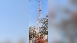 बदलाव से जुड़ाव : खूंखार नक्सली हिड़मा के गांव में लगा मोबाइल टावर,&nbsp;अब दुनिया से&nbsp;'पूवर्ती' की होगी बात