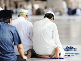 Ramadan donation : रमजान महिन्यात मुस्लिमांची लूट, जकातच्या नावाखाली राज्यात 10 हजार कोटींची फसवणूक? Ramadan donation : रमजान महिन्यात मुस्लिमांची लूट, जकातच्या नावाखाली राज्यात 10 हजार कोटींची फसवणूक?
