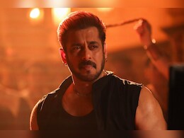 AR Murugadoss Reveals Salman Khan's <i>Sikandar</i> Will Have A Surprise Element Like Aamir Khan's <i>Ghajini</i> AR Murugadoss Reveals Salman Khan's <i>Sikandar</i> Will Have A Surprise Element Like Aamir Khan's <i>Ghajini</i>