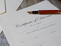 Woman Seeks Divorce 3 Days After Marriage, Calls Man &quot;Physically Incapable&quot;