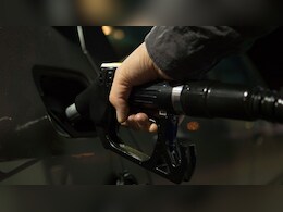 एक अप्रैल से छत्तीसगढ़ में घट जाएंगे पेट्रोल के दाम, इतने रुपये की आएगी कमी एक अप्रैल से छत्तीसगढ़ में घट जाएंगे पेट्रोल के दाम, इतने रुपये की आएगी कमी