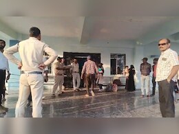 मऊगंज में पुलिस का ताबड़तोड़ एक्शन: हत्याकांड में शामिल 20 आरोपी गिरफ्तार, अभी-भी जारी है धरपकड़ मऊगंज में पुलिस का ताबड़तोड़ एक्शन: हत्याकांड में शामिल 20 आरोपी गिरफ्तार, अभी-भी जारी है धरपकड़