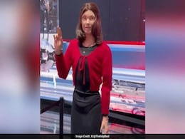 World's Most Advanced Robot Drops Chilling Job Warning: "How Good Are You?" World's Most Advanced Robot Drops Chilling Job Warning: "How Good Are You?"