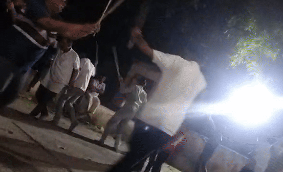 VIDEO: नृत्य करते-करते अचानक गिरकर सरपंच की मौत, हार्ट अटैक ने होली पर परिवार की छीनी खुशियां