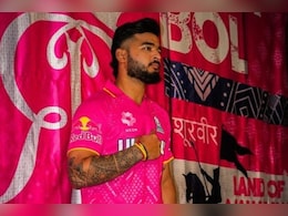 IPL-2025: राजस्थान रॉयल्स जीती, लेकिन कप्तान पर लग गया जुर्माना, रियान पराग को देने होंगे 12 लाख रुपए  IPL-2025: राजस्थान रॉयल्स जीती, लेकिन कप्तान पर लग गया जुर्माना, रियान पराग को देने होंगे 12 लाख रुपए