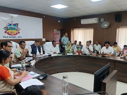 Rajasthan: इस साल राजस्थान के गांवों तक में नहीं होगी बिजली कटौती ! गर्मियों को लेकर ऊर्जा मंत्री ने बनाया प्लान Rajasthan: इस साल राजस्थान के गांवों तक में नहीं होगी बिजली कटौती ! गर्मियों को लेकर ऊर्जा मंत्री ने बनाया प्लान