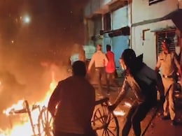 मध्य प्रदेश के महू में पत्थरबाजी, तेलंगाना में लाठीचार्ज... चैंपियनों की जीत के जश्न में यह विघ्न क्यों? मध्य प्रदेश के महू में पत्थरबाजी, तेलंगाना में लाठीचार्ज... चैंपियनों की जीत के जश्न में यह विघ्न क्यों?