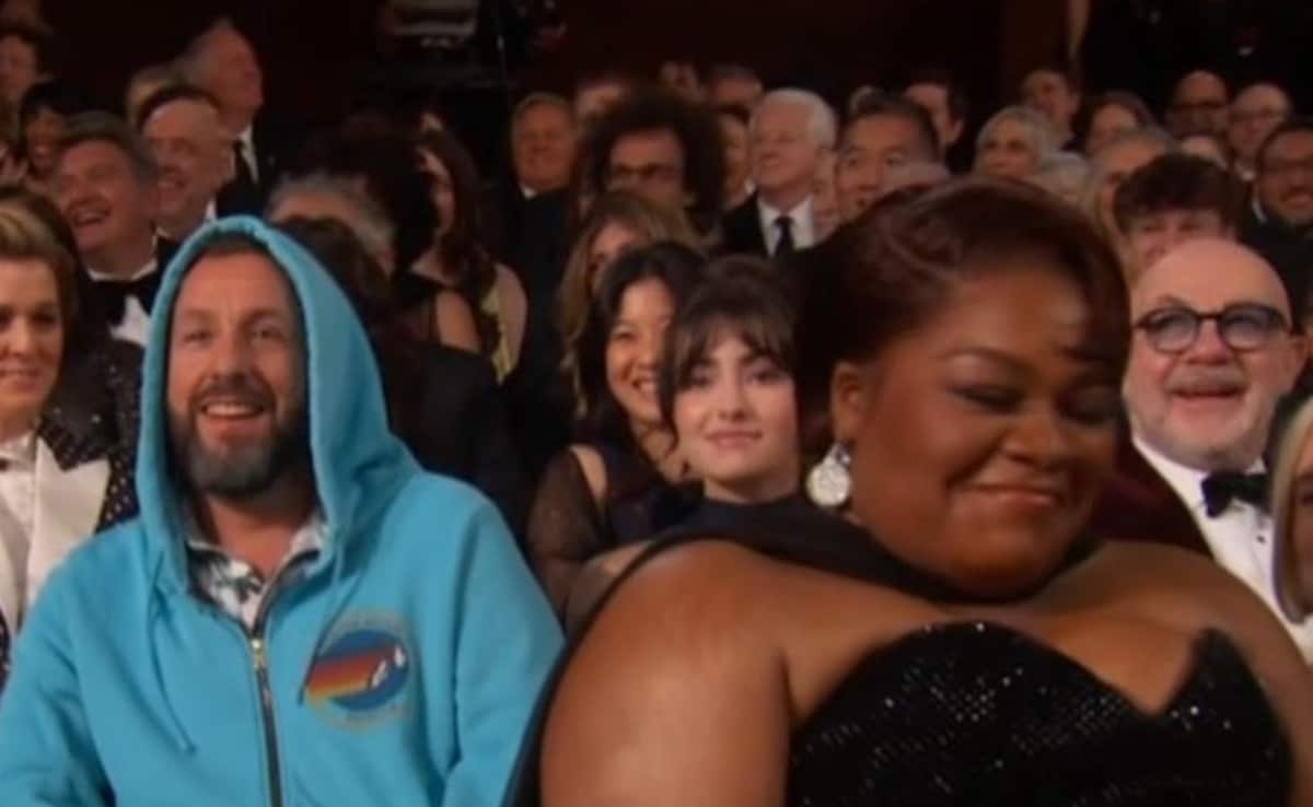 OSCAR 2026: जिम शॉर्ट्स पहनकर ऑस्कर अवॉर्ड में पहुंच गया था ये एक्टर, होस्ट ने उड़ाया मजाक तो सुनाई खरी खोटी