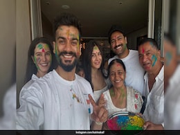 Katrina Kaif And Vicky Kaushal Celebrate Holi Dipping In Family Love Katrina Kaif And Vicky Kaushal Celebrate Holi Dipping In Family Love