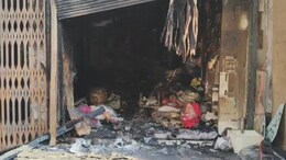 Indore Market Fire: ईद से पहले जगमगा रही थी कपड़ा दुकानें, अचानक लगी आग और 12 दुकानें हो गई खाक