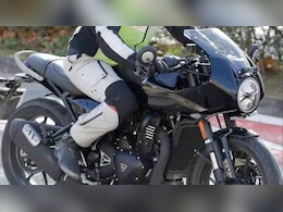 Triumph Thruxton 400 Cafe Racer Snapped On Test: Crisp Details