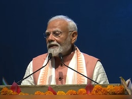 मॉरीशस से पुराना नाता, यहां की मिट्टी में हमारे पुरखों का पसीना : भारतवंशियों से बोले पीएम मोदी मॉरीशस से पुराना नाता, यहां की मिट्टी में हमारे पुरखों का पसीना : भारतवंशियों से बोले पीएम मोदी