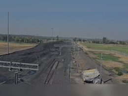 झारखंड: हजारीबाग में DGM की हत्या के बाद NTPC कर्मियों ने बंद किया काम, कोयले की ढुलाई ठप झारखंड: हजारीबाग में DGM की हत्या के बाद NTPC कर्मियों ने बंद किया काम, कोयले की ढुलाई ठप
