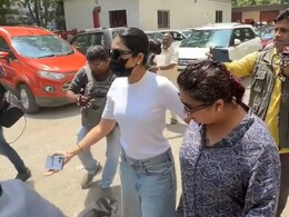 "What Is This Behaviour?": Dhanashree Verma Blasts Paparazzi On Way To Divorce Hearing "What Is This Behaviour?": Dhanashree Verma Blasts Paparazzi On Way To Divorce Hearing