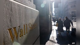 Wall Street Rally Fizzles As Tariff Fears Resurface